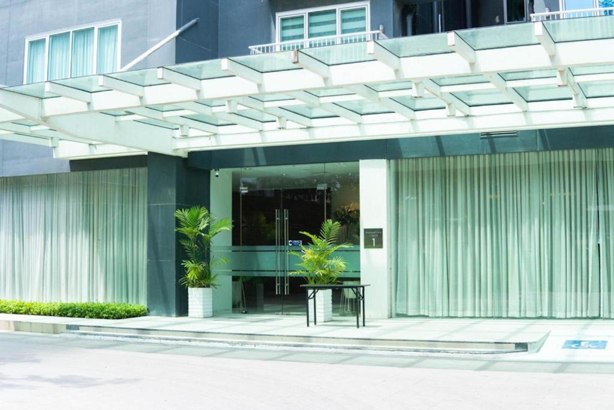 Abreeza Studio Suite 2321 - Pool, Wifi, City View, Washer, Ac, Netflix, Mall Davao Exterior foto